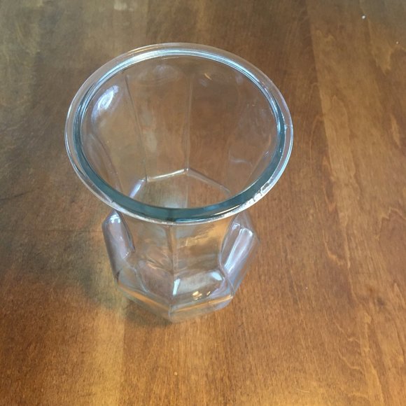 Glass Vase - Picture 2 of 3